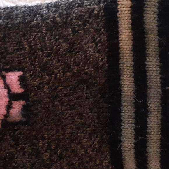 Handmade wool dog sweater - Picture 7 of 8